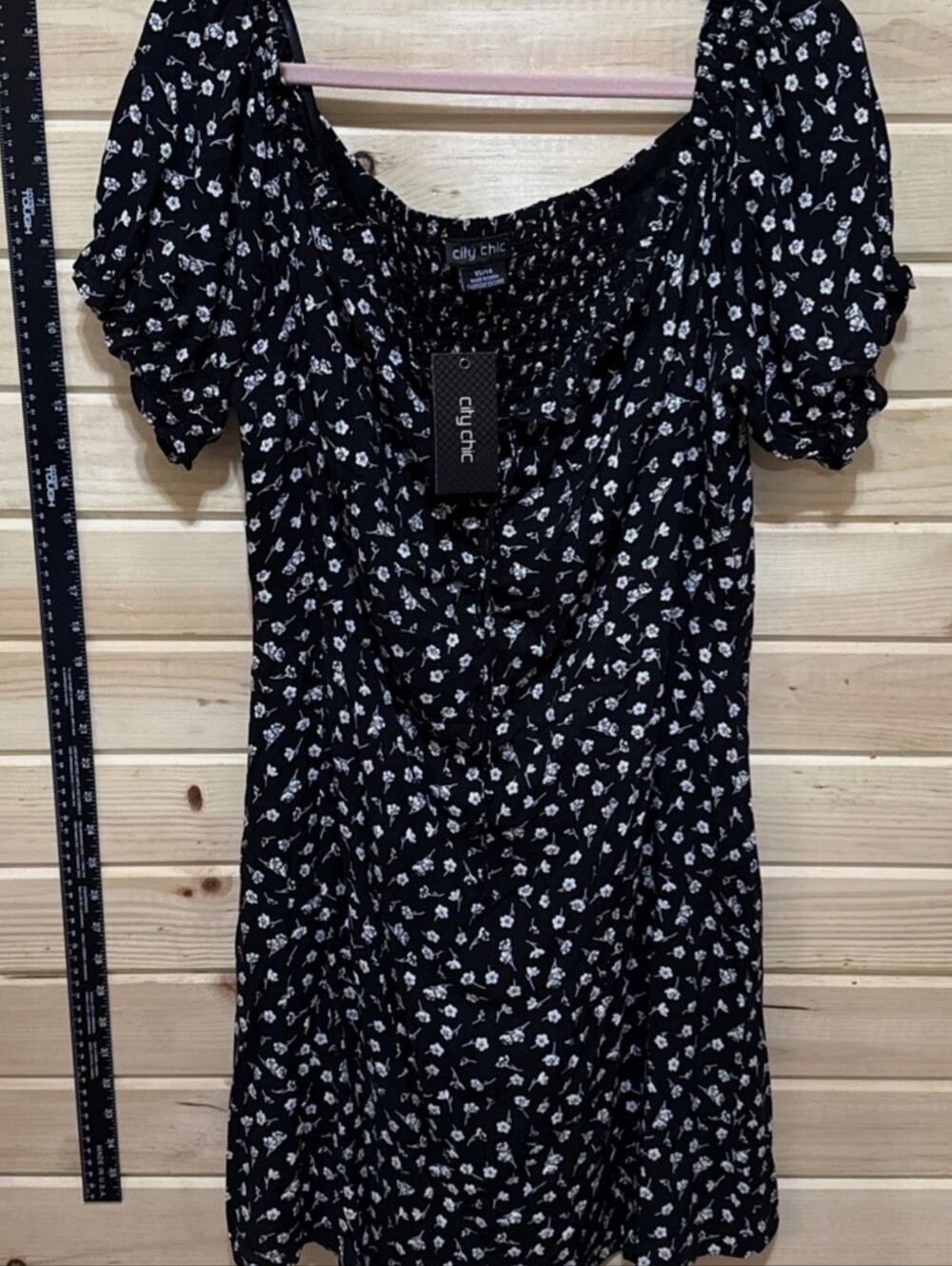 City Chic Black White Floral Smocked Square Neck Dress NWT Size 14 / XS #0255*